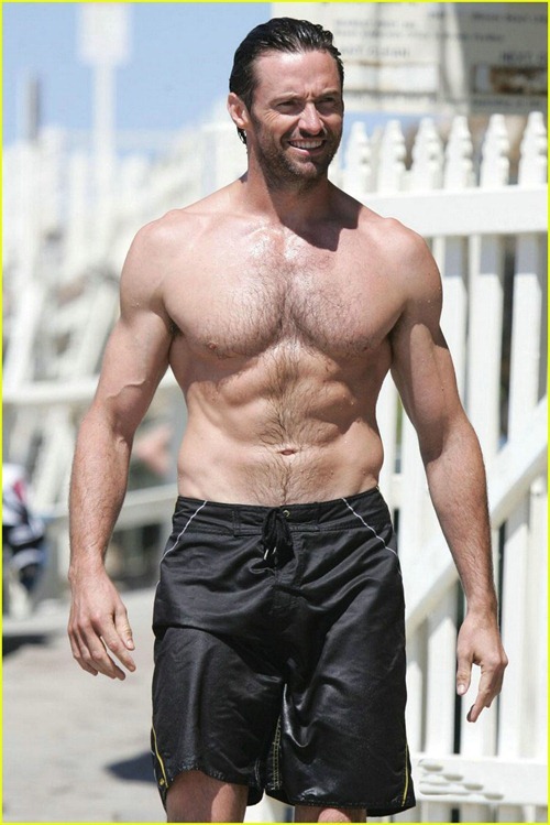 hugh-jackman-six-pack-stomach-10