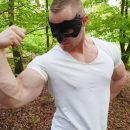 Hot Forest Jerkoff With Ripped Bodybuilder Zahn