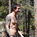 Extra-Hung Stud Ethan Ever Gets Fully Serviced In The Woods