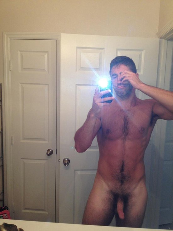 Hot Nude Male Selfies
